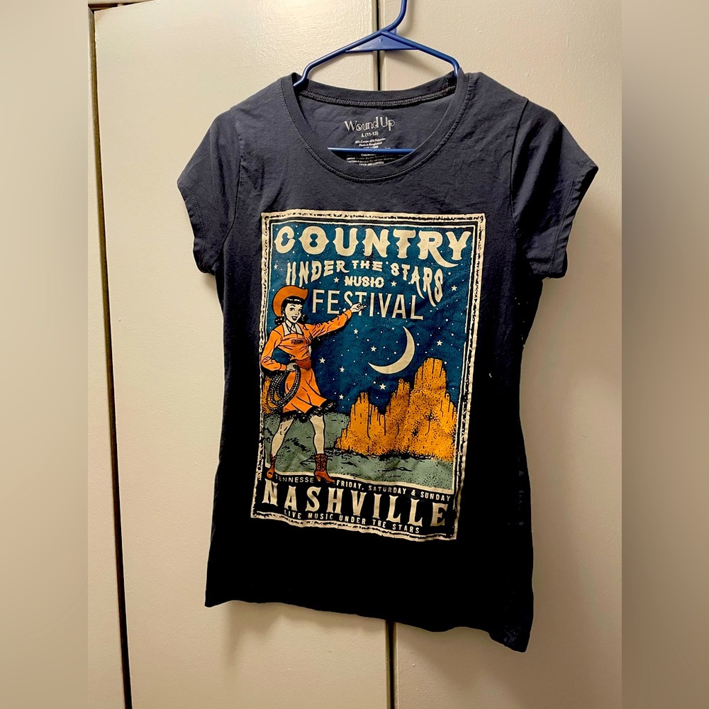 Nashville Music Festival Cowgirl T-shirt Junior L